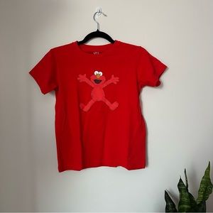 Sesame Street x kaws uniqlocanada baby tee